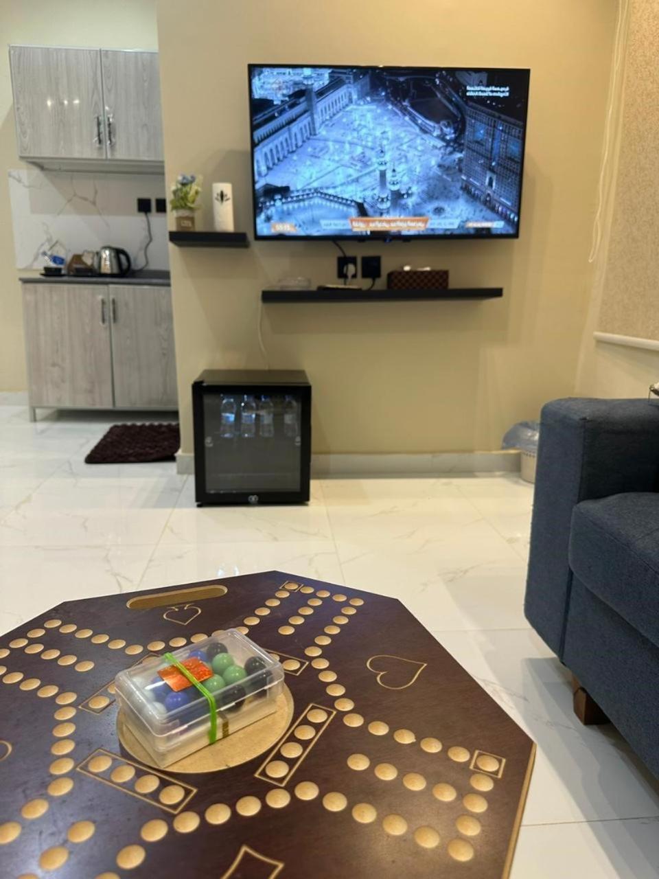Apartment هابي رومز 2 *